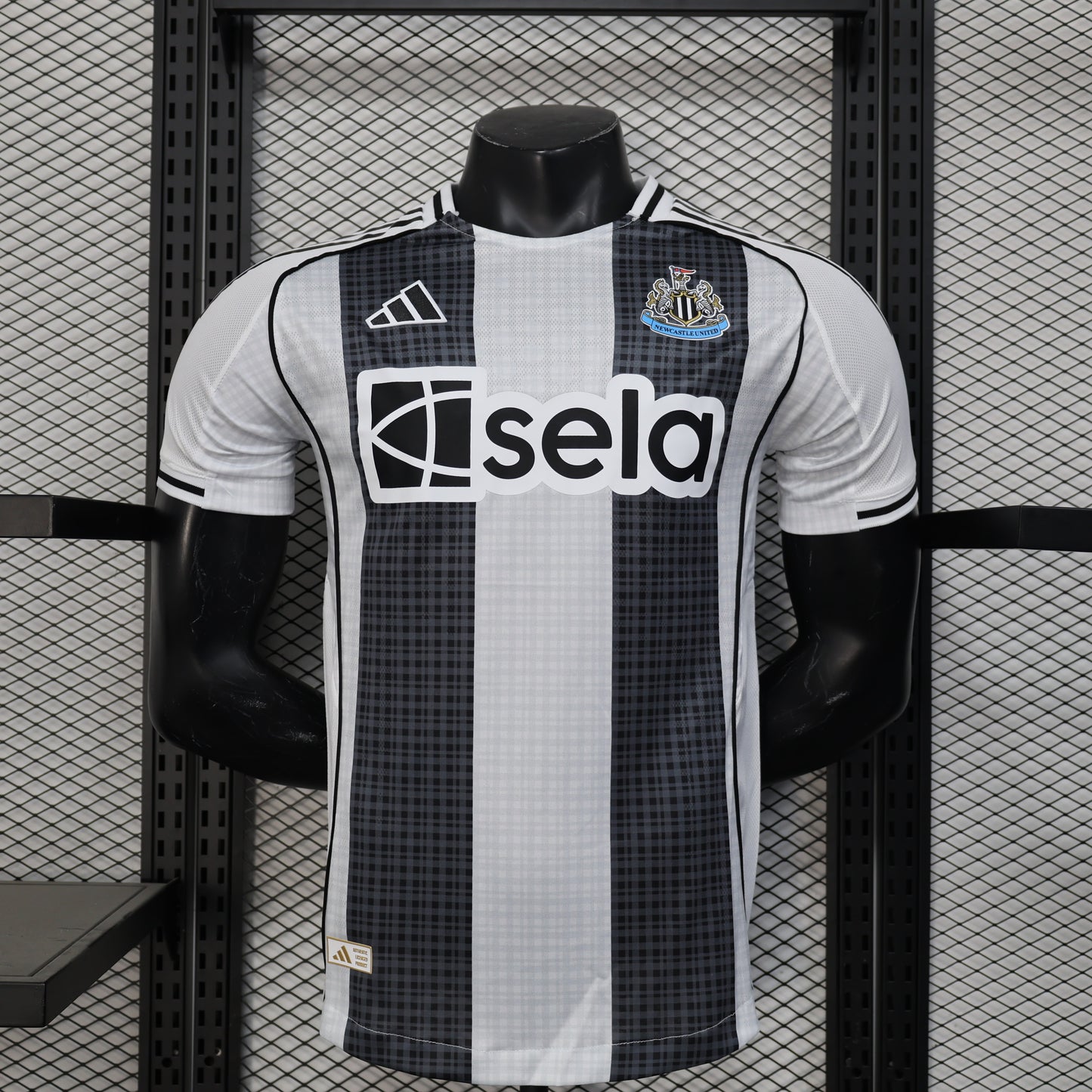 Newcastle United FC 25/26 Home Jersey