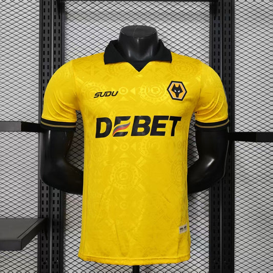Wolverhampton Wanderers 2025/26 home shirt